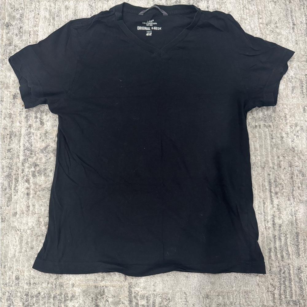 H&M Black Original V-Neck Tee
